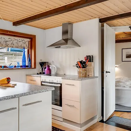 Lovely With Wood-burning Stove And Water View * Vesløs