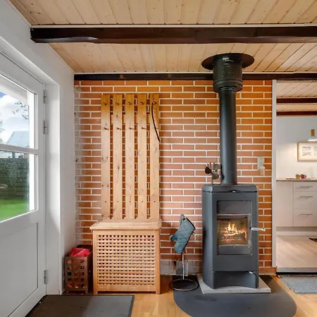 Lovely With Wood-burning Stove And Water View * Vesløs